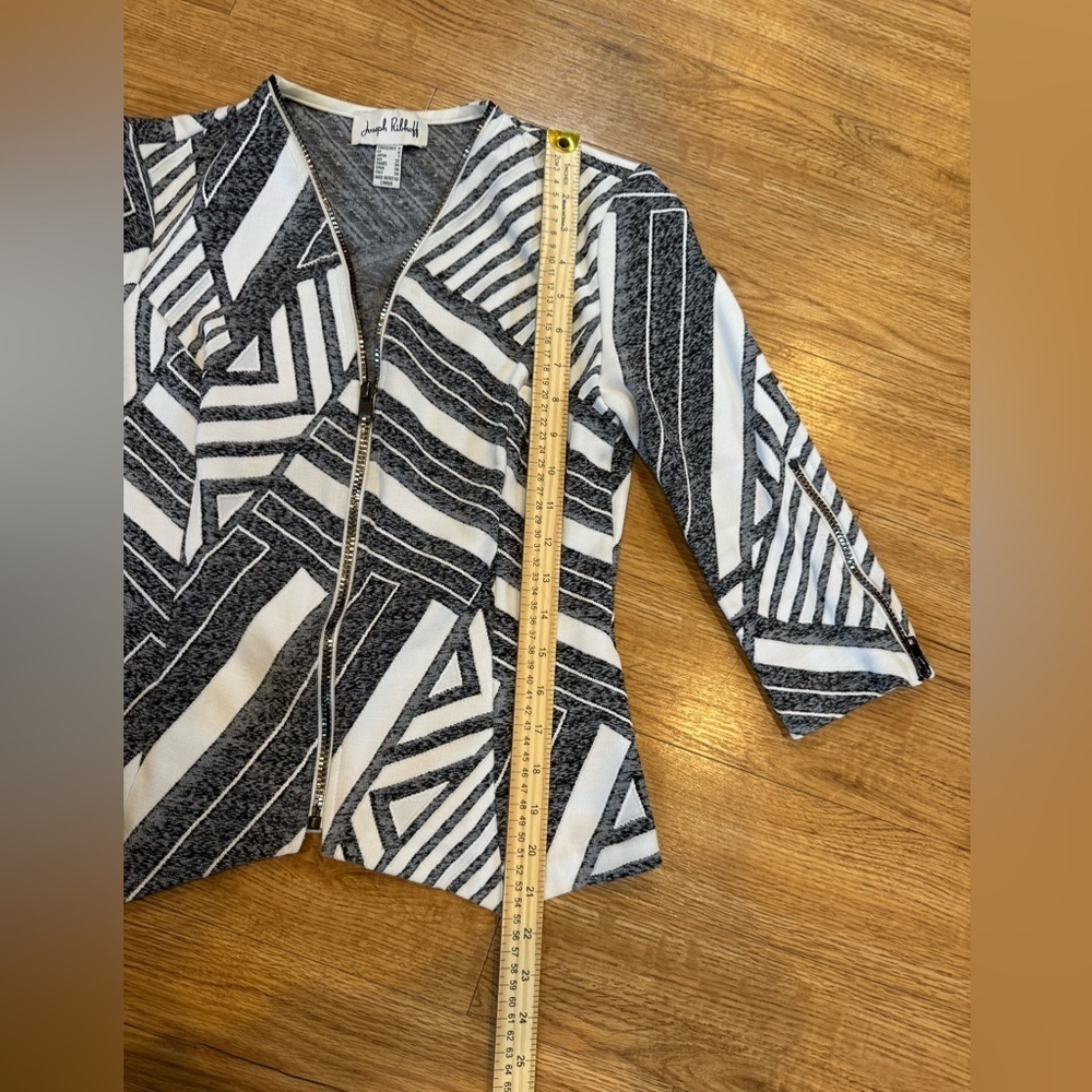 Joseph Ribkoff Structured Geometric Zip Jacket - Picture 11 of 12